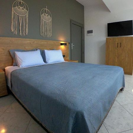 Sea View Apartment Grek Nea 3 نيا رودا المظهر الخارجي الصورة